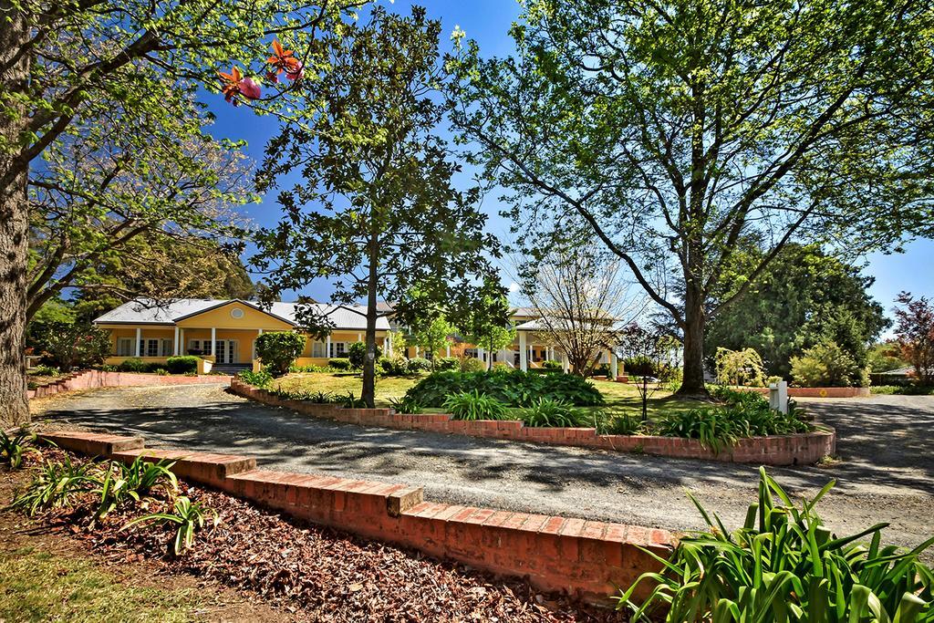 Bundanoon Lodge Exterior photo
